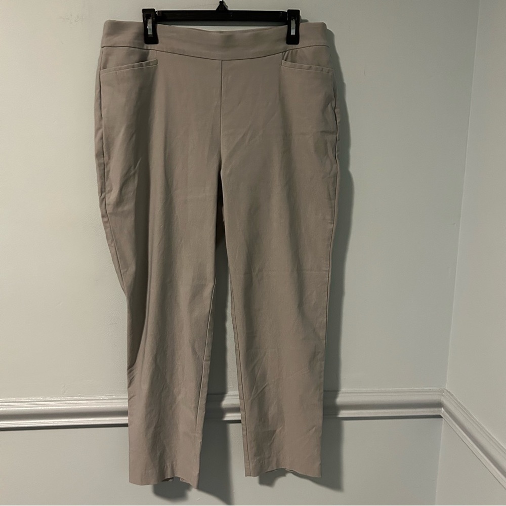 Chico’s Light Gray Elastic Waist Dress Pants Size 14
